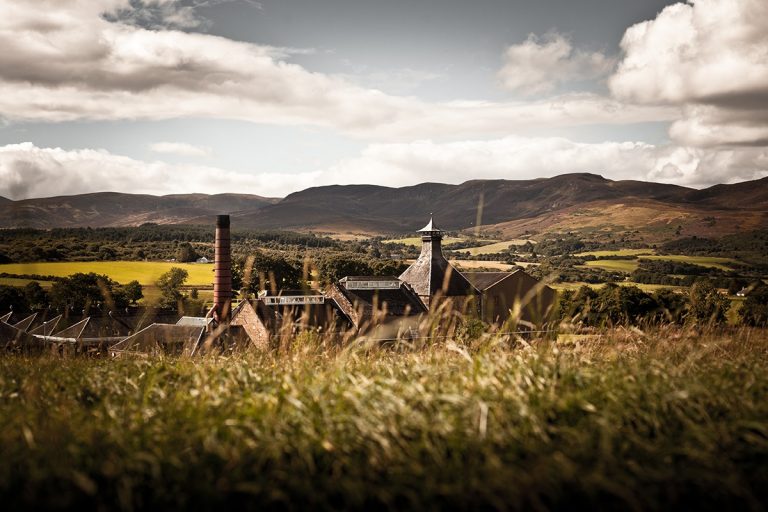 Balblair Distillery 768x512