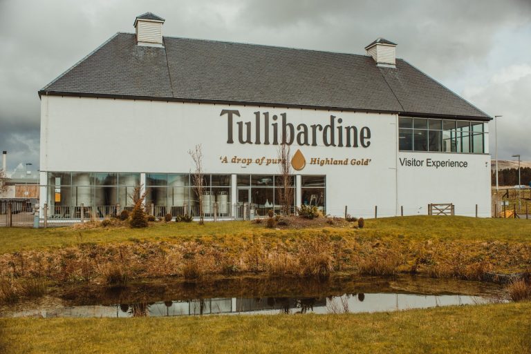 Tullibardine Whisky Distillery8 768x513