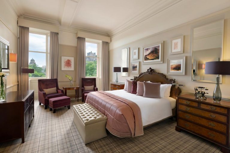 Waldorf Astoria Edinburgh The Caledonian Castle view 768x512
